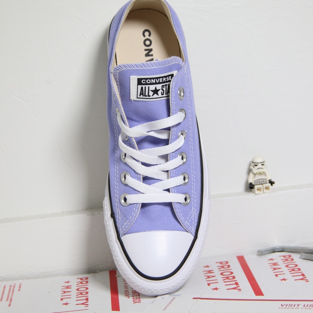 Converse Classic Light Purple All Star Low Tops - Picture 6 of 6